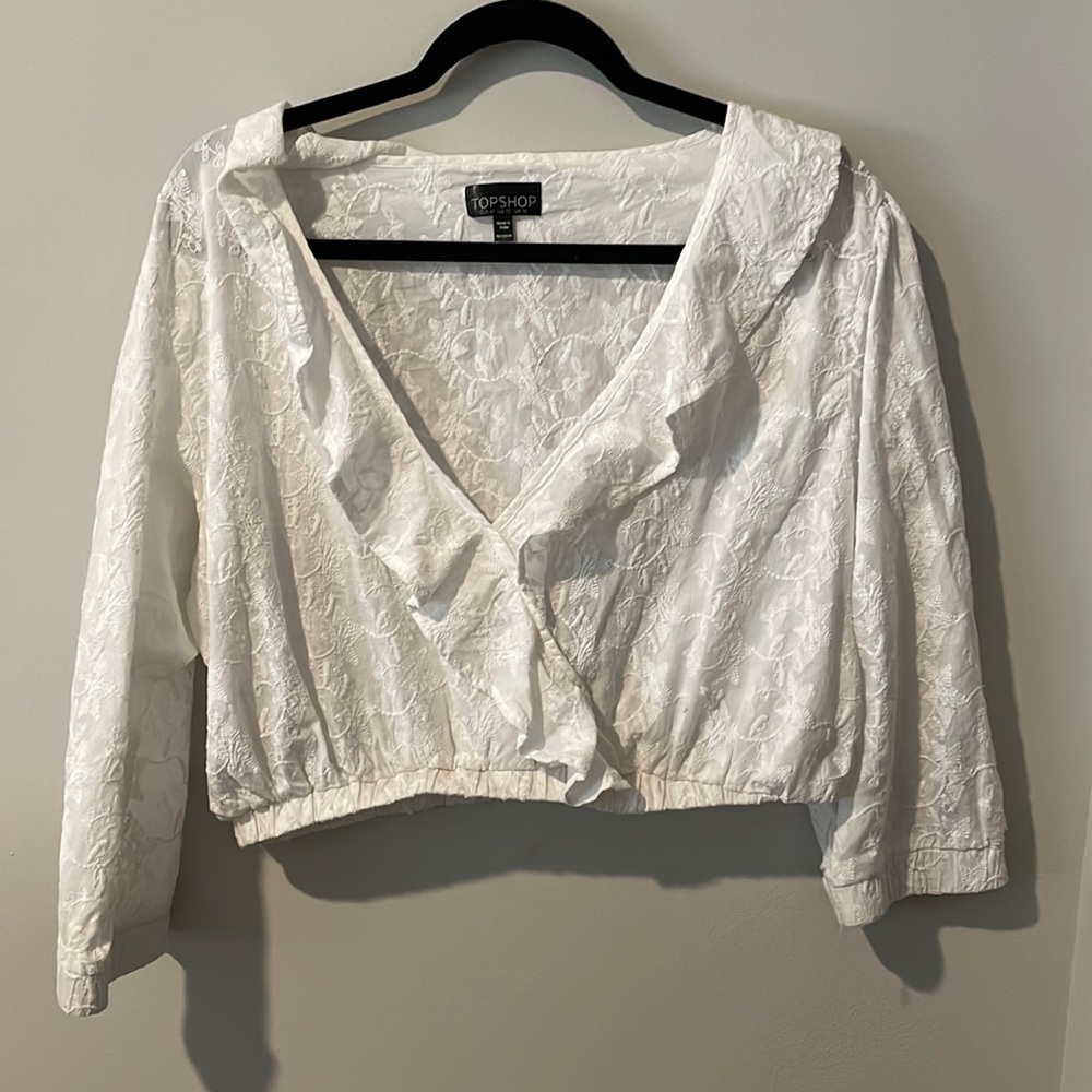 White long sleeve crop top